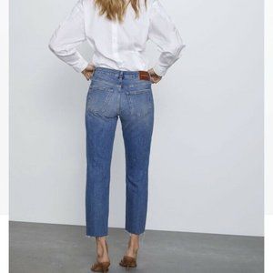 ZARA The Real Slim Boyfriend Jean